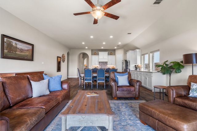 1647 Twistleaf Road, Northlake, TX 76226