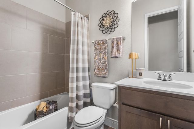 1647 Twistleaf Road, Northlake, TX 76226