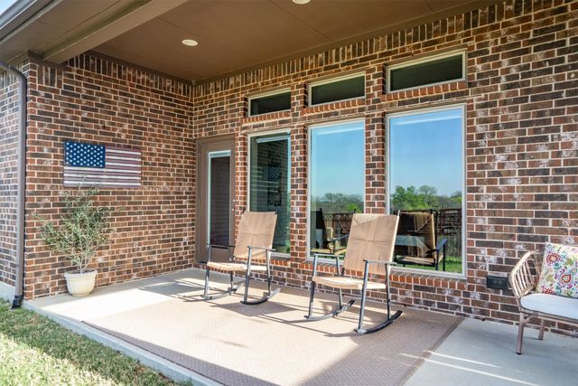 1647 Twistleaf Road, Northlake, TX 76226