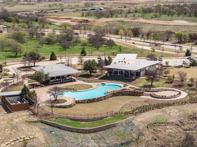 1647 Twistleaf Road, Northlake, TX 76226