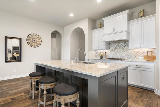 1647 Twistleaf Road, Northlake, TX 76226