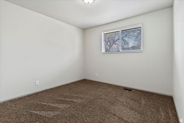 6154 S ZODIAC DR, Kearns, UT 84118