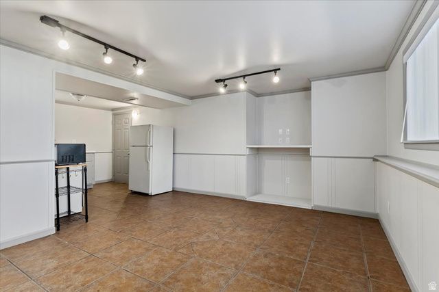 6154 S ZODIAC DR, Kearns, UT 84118