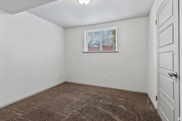 6154 S ZODIAC DR, Kearns, UT 84118