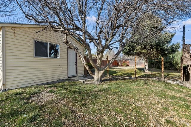 6154 S ZODIAC DR, Kearns, UT 84118