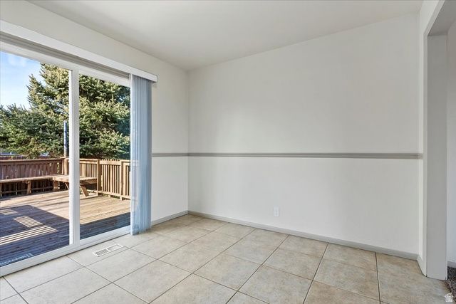 6154 S ZODIAC DR, Kearns, UT 84118