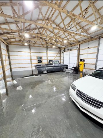 2666 New Harmony Rd, Hartsville, TN 37074