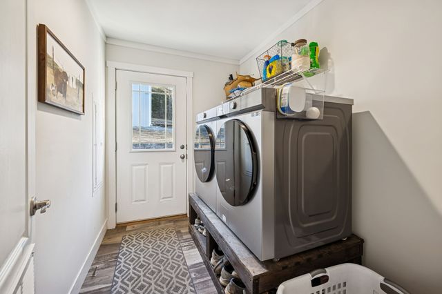 2666 New Harmony Rd, Hartsville, TN 37074