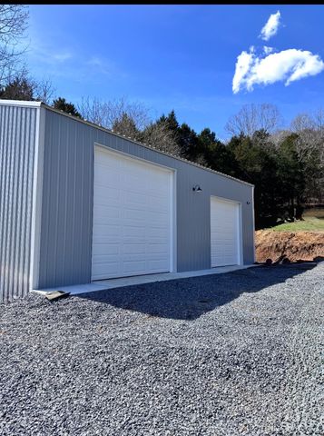 2666 New Harmony Rd, Hartsville, TN 37074