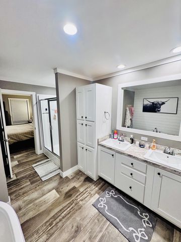 2666 New Harmony Rd, Hartsville, TN 37074