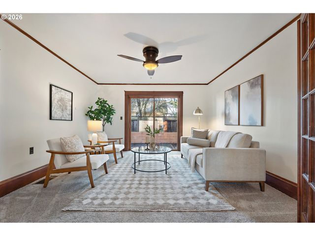 2434 Ne 60TH Ave, Portland, OR 97213