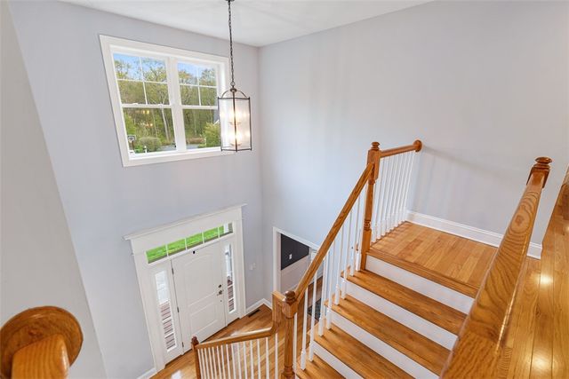 76 Woods Lane, Cranston, RI 02921