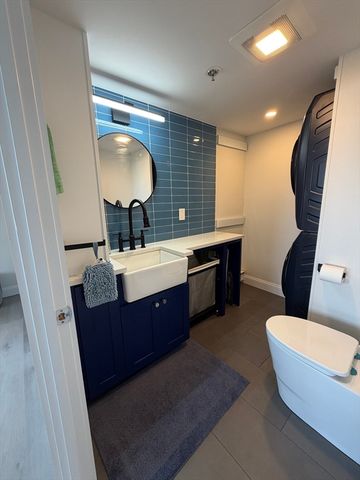 250 Hammond Pond Parkway 1207S, Newton, MA 02467