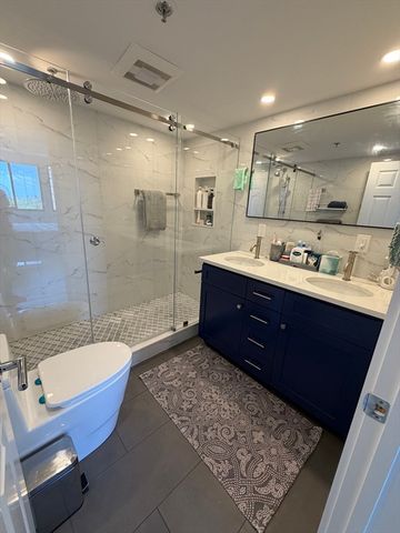 250 Hammond Pond Parkway 1207S, Newton, MA 02467