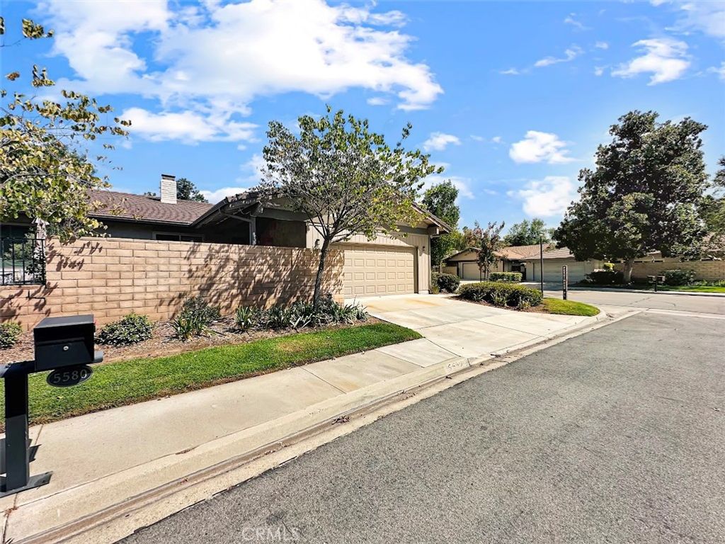 5580 Apple Orchard, Riverside, CA 92506