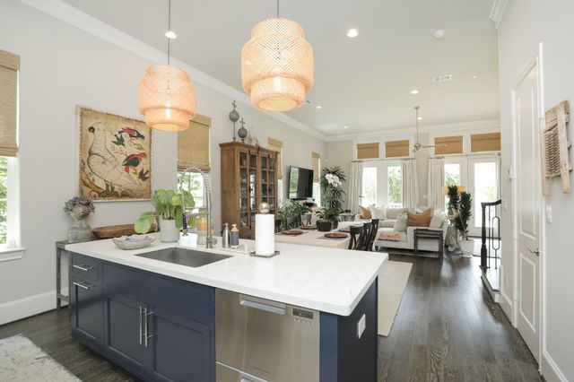 8626 Emnora Lane, Houston, TX 77080