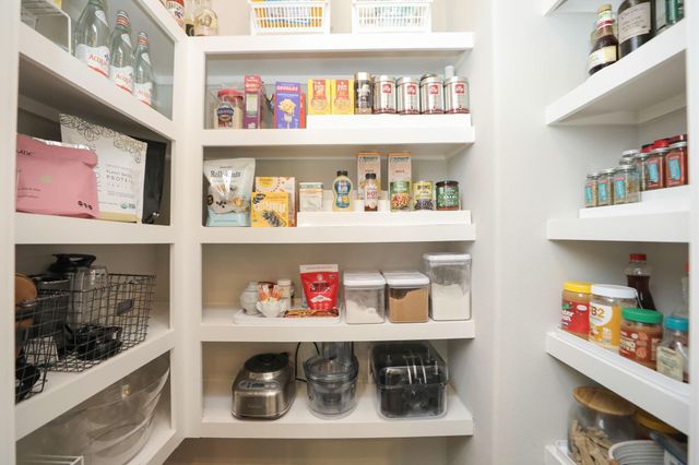 8626 Emnora Lane, Houston, TX 77080