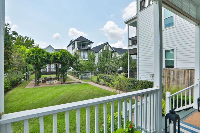 8626 Emnora Lane, Houston, TX 77080