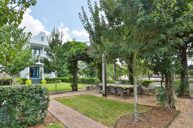 8626 Emnora Lane, Houston, TX 77080