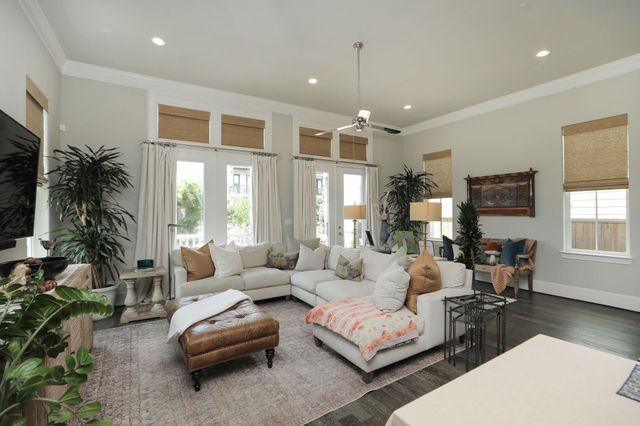 8626 Emnora Lane, Houston, TX 77080