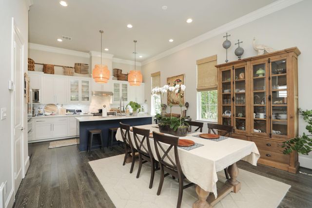 8626 Emnora Lane, Houston, TX 77080