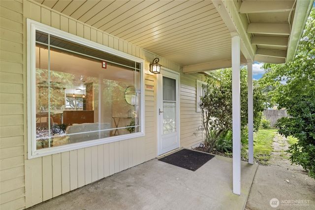 35626 13th Avenue SW, Federal Way, WA 98023
