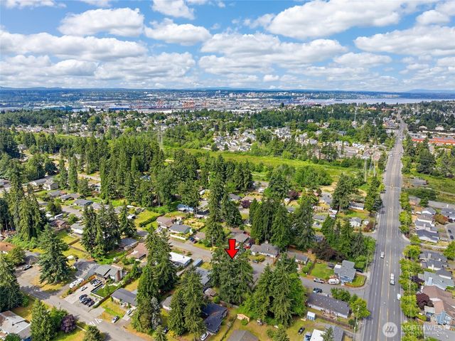 35626 13th Avenue SW, Federal Way, WA 98023