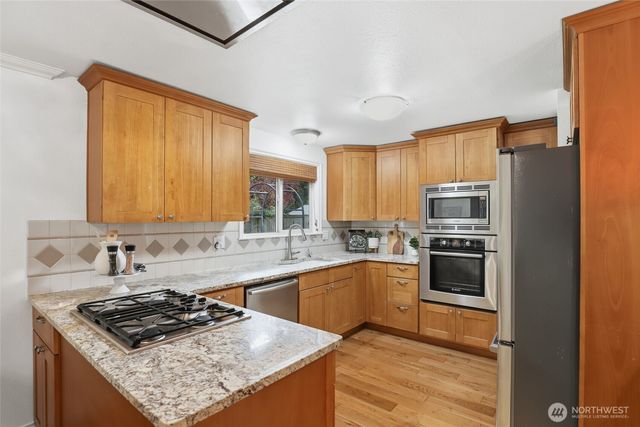 35626 13th Avenue SW, Federal Way, WA 98023