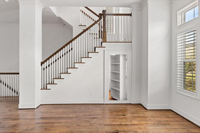 1106 W 12th Street, Houston, TX 77008