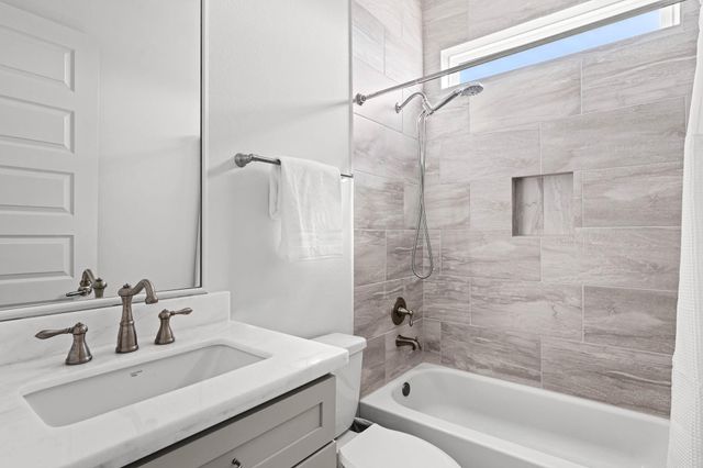 1106 W 12th Street, Houston, TX 77008