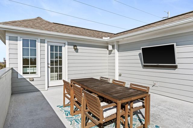 1106 W 12th Street, Houston, TX 77008