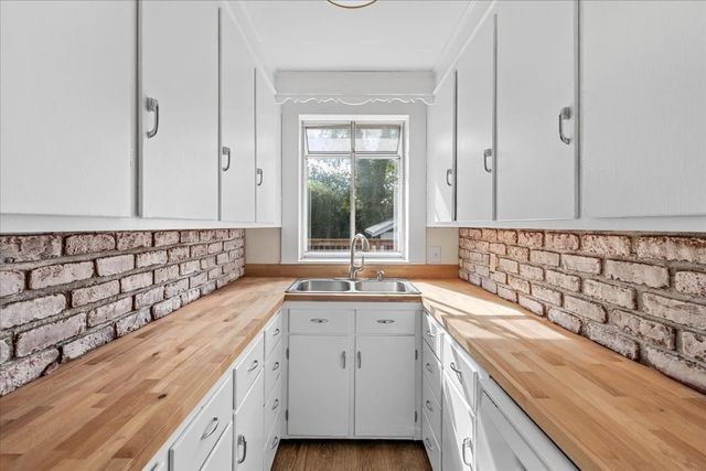 18 Fales Road, Dedham, MA 02026