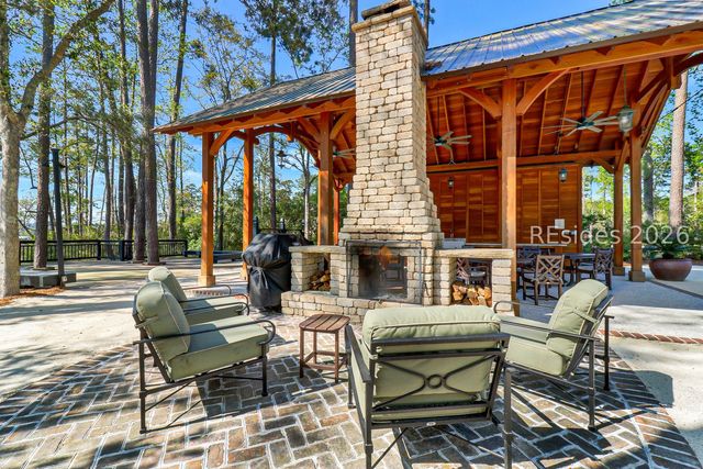 4 Bellfield Ct, Bluffton, SC 29909