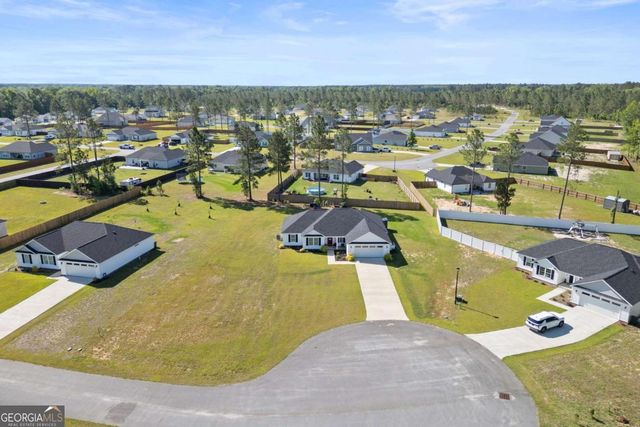 715 Medway Point, Ellabell, GA 31308