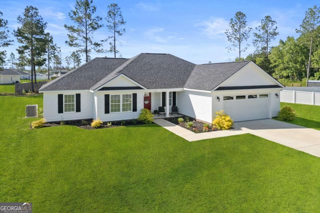 715 Medway Point, Ellabell, GA 31308