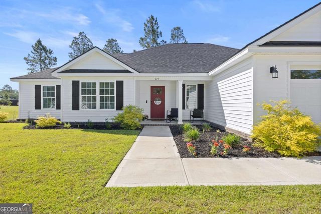 715 Medway Point, Ellabell, GA 31308
