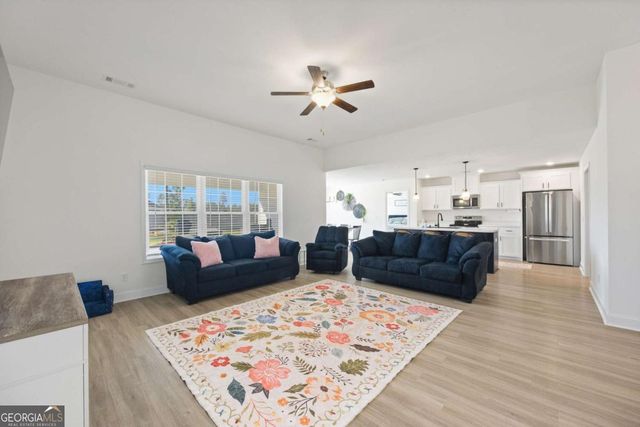 715 Medway Point, Ellabell, GA 31308
