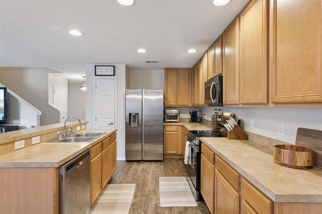 2172 TORCHWOOD DRIVE, Orlando, FL 32828