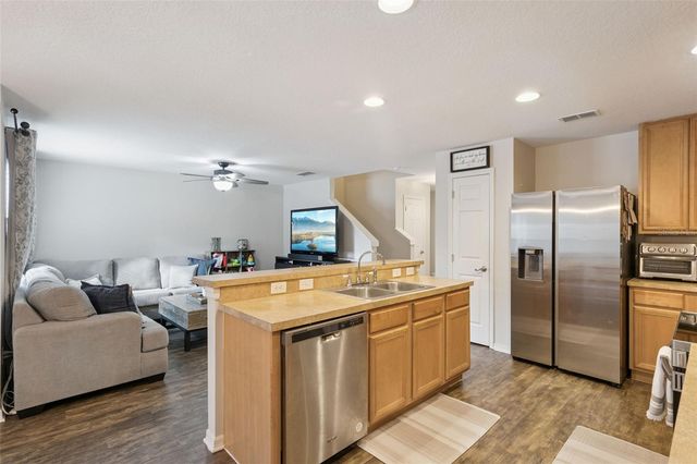 2172 TORCHWOOD DRIVE, Orlando, FL 32828