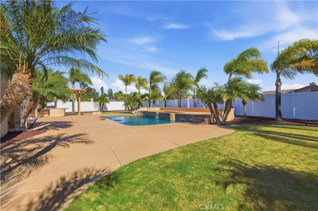 41732 Mesquite Lane, Murrieta, CA 92562