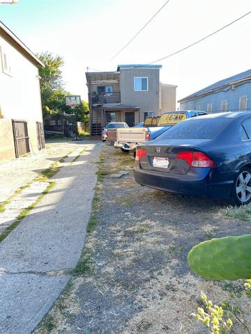 381 A, 381B, 383 S 34Th St, Richmond, CA 94804
