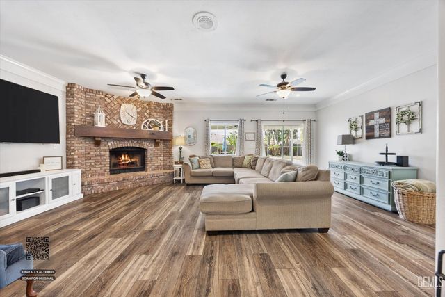 15909 Clarisse Street, Bakersfield, CA 93314