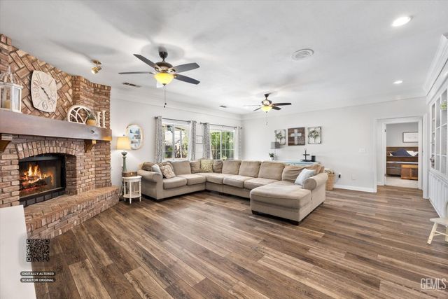 15909 Clarisse Street, Bakersfield, CA 93314