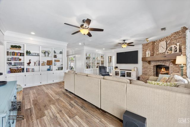 15909 Clarisse Street, Bakersfield, CA 93314