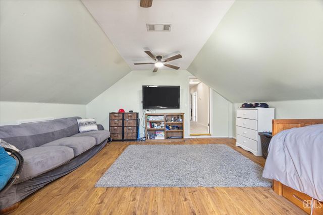 15909 Clarisse Street, Bakersfield, CA 93314