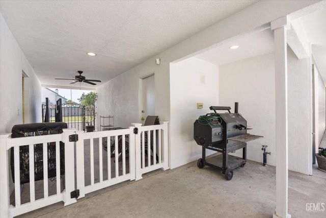 15909 Clarisse Street, Bakersfield, CA 93314
