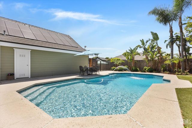 15909 Clarisse Street, Bakersfield, CA 93314