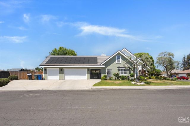 15909 Clarisse Street, Bakersfield, CA 93314