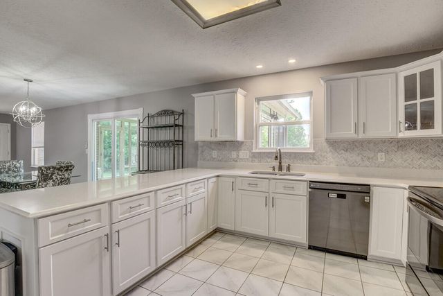 925 Chancellor Court, Florence, KY 41042