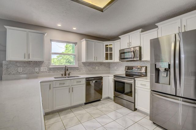 925 Chancellor Court, Florence, KY 41042